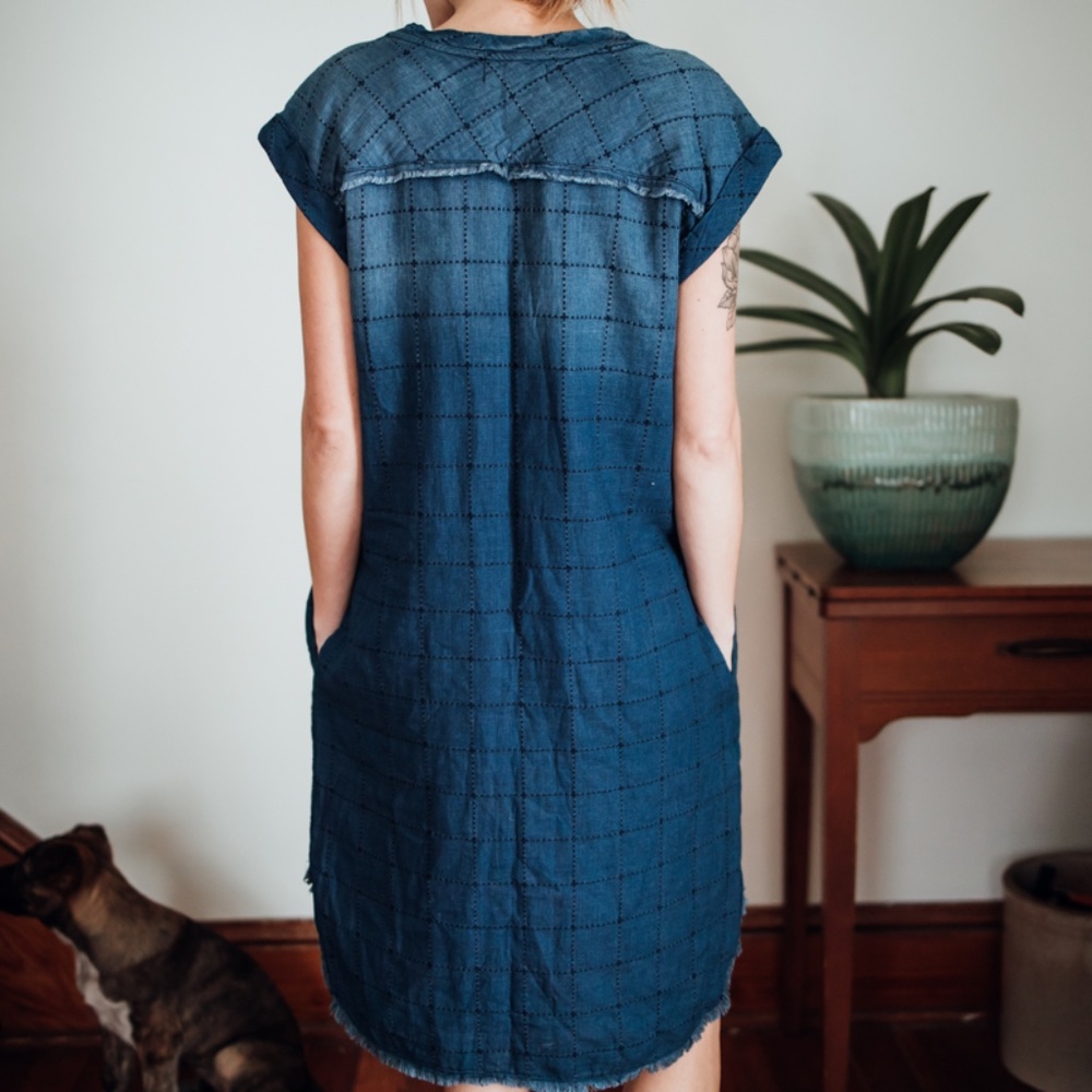 🌿Cloth & Stone / Blue Shift Dress - Picture 2 of 3
